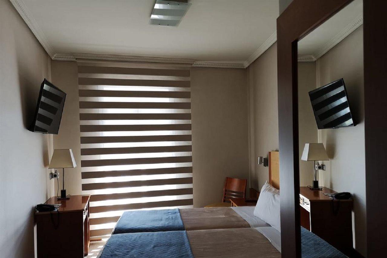Itc Mora By Soho Boutique Hotel Madrid Luaran gambar