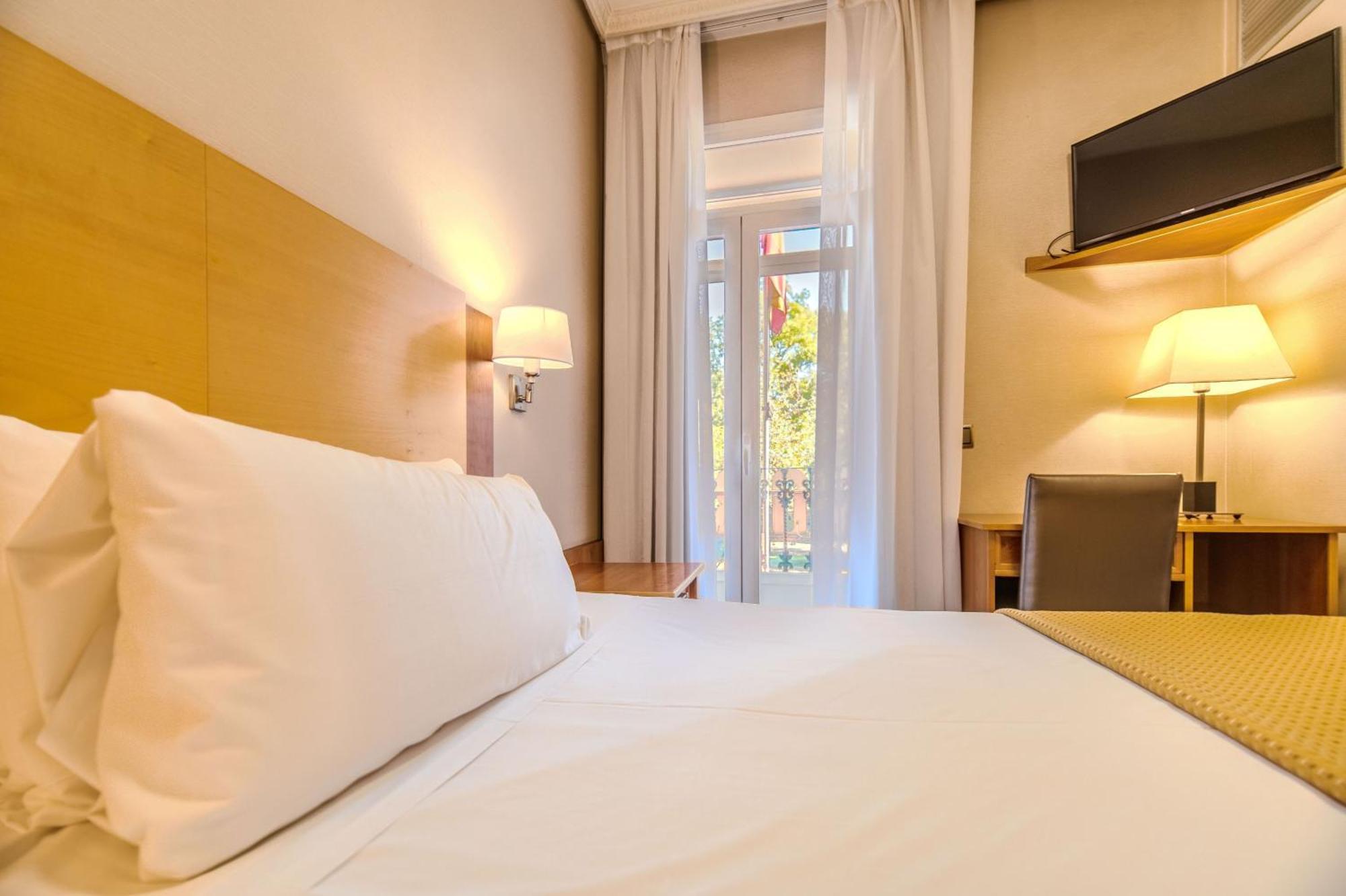 Itc Mora By Soho Boutique Hotel Madrid Luaran gambar