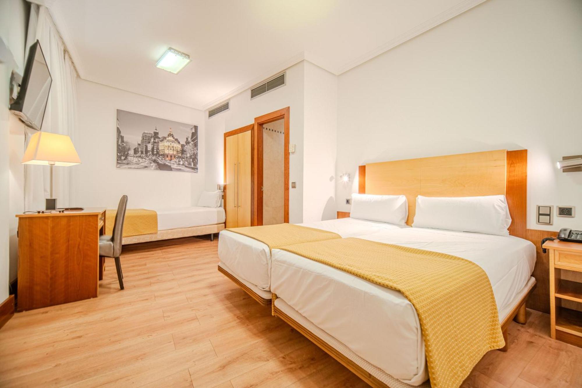 Itc Mora By Soho Boutique Hotel Madrid Luaran gambar